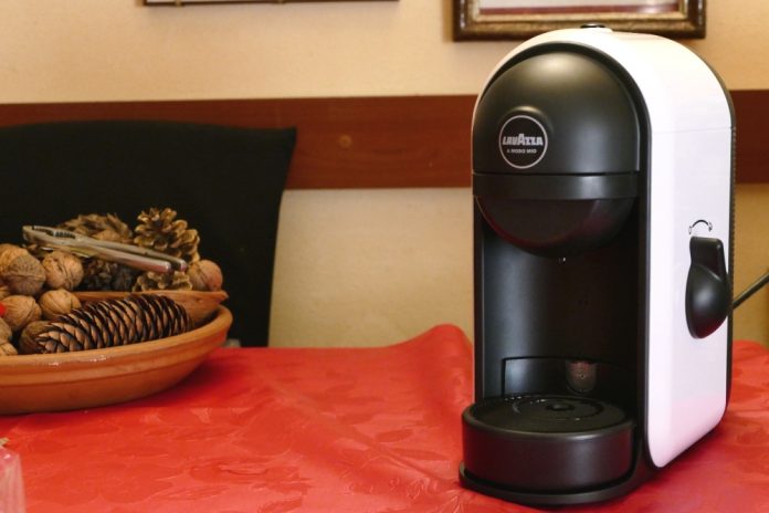 2. Carlotta - macchina da caffè in capsule