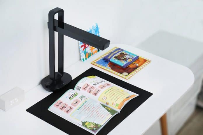 1. featured Aura Smart Scanner lo scanner veloce per libri e documenti